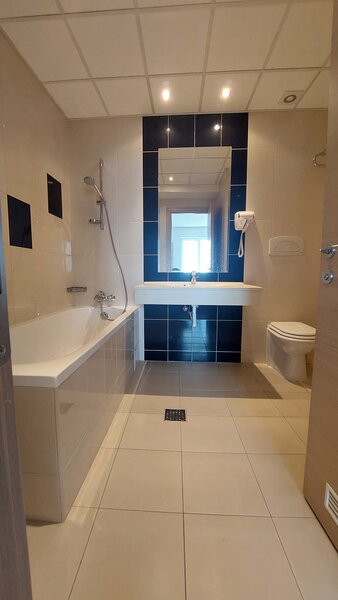 Vitan- Barzesti, Splai, in Rin Grand Residence, proprietar, vand ap. 3 cam.